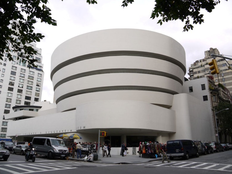 グッゲンハイム美術館 ニューヨーク フランク ロイド ライトを訪ねて アメリカ No Tabi 世界の建築 お知らせ デザイナーズマンション 株式会社リネア建築企画
